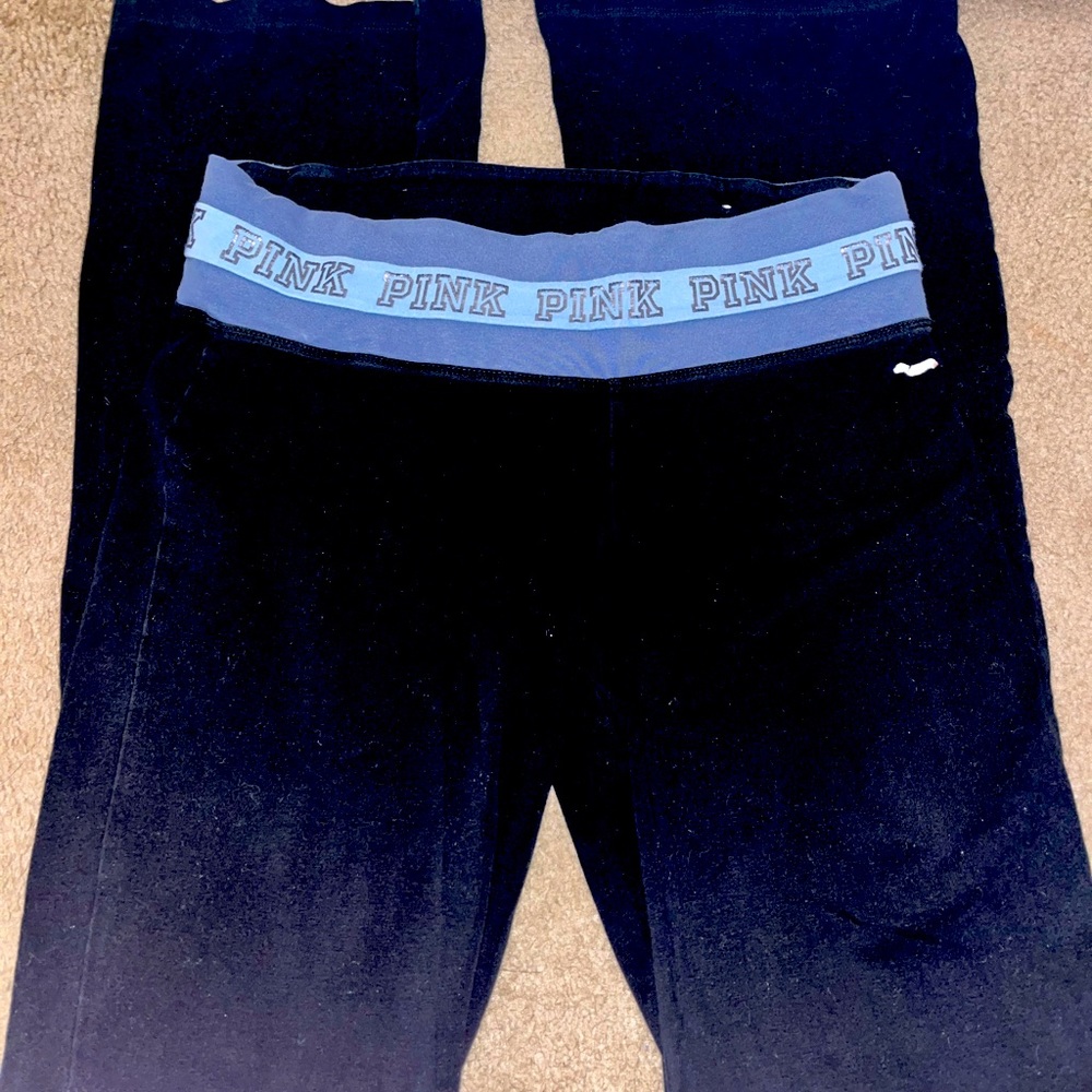 yoga pants